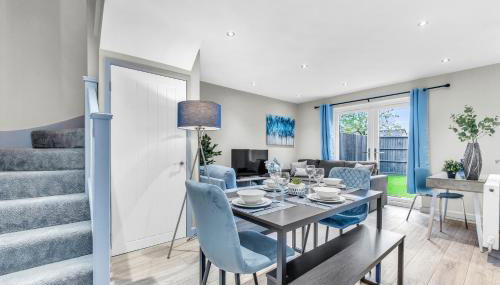 MK 2-Bedroom Contractor's Gem, 5 beds, sleeps 6, free parking - Foto 4