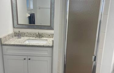 Beautiful Home across the street from Lake June! - Foto 63