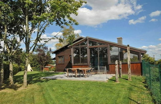 Chalet in Durbuy With Jacuzzi & Garden - Foto 1