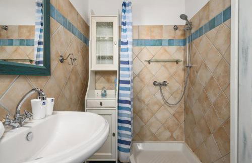 Villa in Sveti Lovrec Near Ski Resort - Foto 44