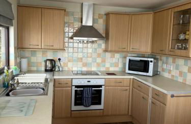 Cliff top chalet with stunning ocean views - Photo 14