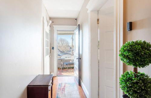 Spacious&Gracious- 5BR Fam-Friendly near I95&Shops - Foto 47