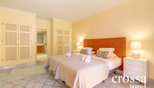 Elegant Golf Apt, Peace, Pool, Panoramic Views - Photo 5, wardrobe