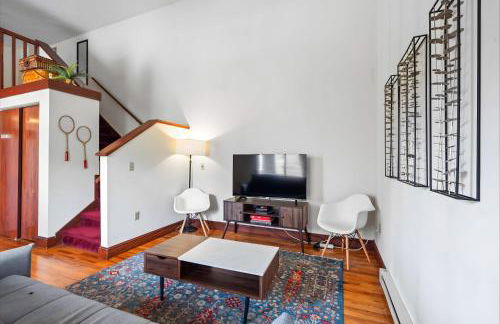 Jacuzzi 1BR loft with den and office-open concept - Foto 29