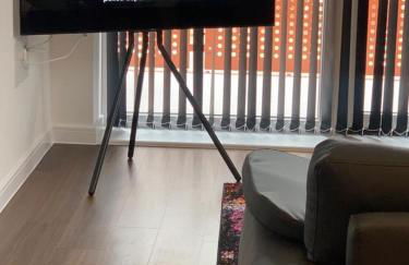 Lakeside 2 BED LUXURY APARTMENT No PARTIES No EVENTS Early Check-in Late Check- Out Allowed - Foto 40