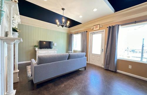 Haven at Hazel Downtown Loft - Photo 6