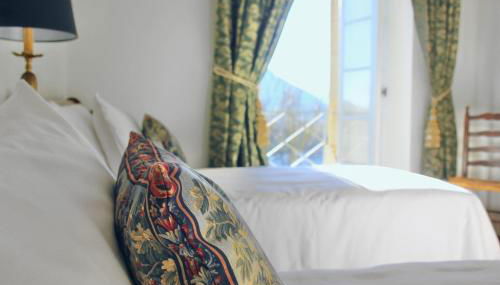 New Listing! Maison Delluc with Spectacular Vistas - Foto 3