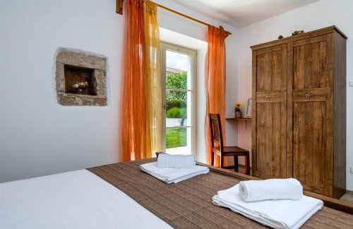 Villa Katja near Pula with whirlpool only 3 km from the beach - Foto 49