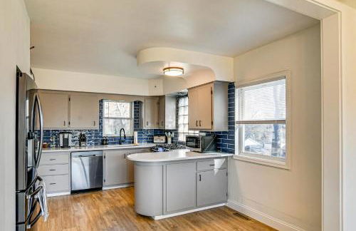 Home with Spacious Yard, 3 Mi to Dtwn Des Moines! - Foto 8