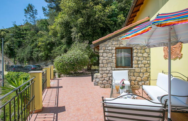 Villa Monte Enrico - Pool And Whirlpool - Foto 32