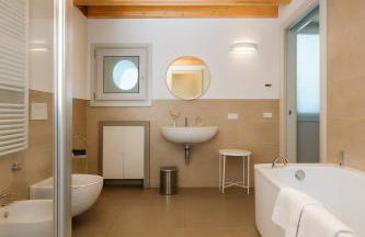 LAKEFRONT HOME RESIDENZA IL GALLO IN RIVA AL LAGo - Foto 4