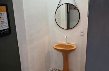 Kitnet Completa perto da Praia e do Centro, Roupas de Cama e Banho - Foto 20