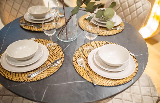 Souterrain 2BR Serviced Apartment - Photo 36