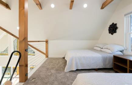 Modern Mountain House with Amazing Views and Hot Tub - Foto 15