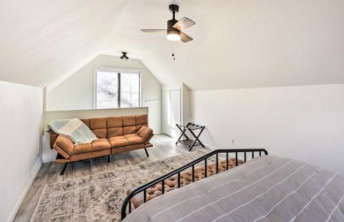 Shared Dock and Seasonal Pool Lakefront Grove Cabin - Foto 19