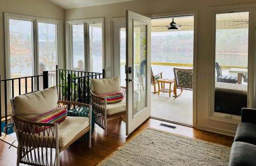 Lewis Smith Lake Retreat with Dock and Deck! - Foto 5