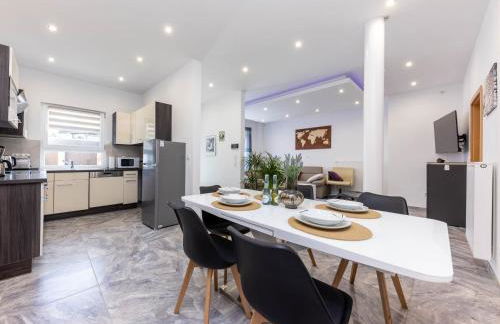 Rheinland Apartments - Stilvolle, moderne Unterkunft mit kostenfreiem WLAN und Parkplatz - Foto 12