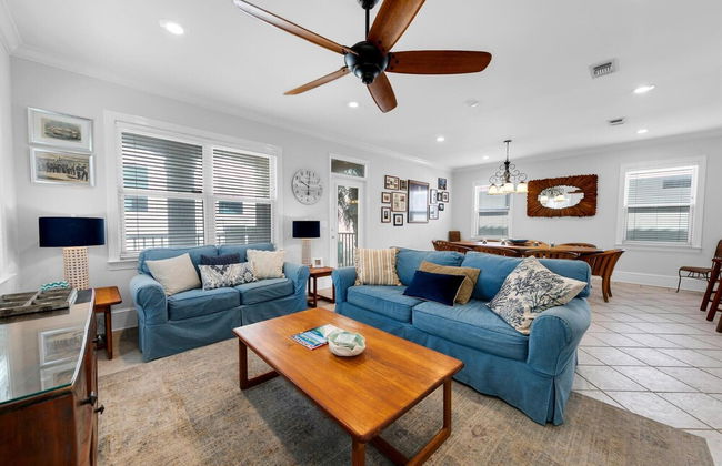 The Spyglass a 5 bed 3 bath house that sleeps 14 and just 67 steps from the beach - Foto 39