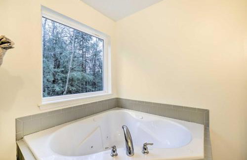 3 Mi to Kalahari Pocono Summit Home with Game Room! - Foto 20