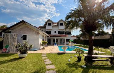 Casa Frente ao Mar até 20 pessoas praia do Indaiá - Foto 1