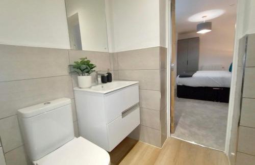 Luxury 2 Bed 2 Bath Flat Near Old Trafford - Foto 10