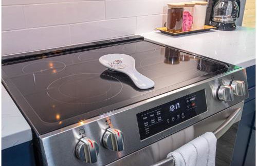 Comfort and Style 4br/3ba Near Riverwalk and Dtown - Foto 78