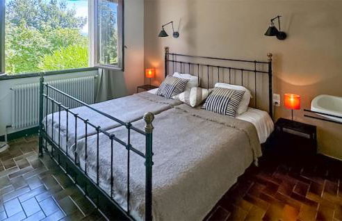 Nice Home In Cesseras With Wifi - Foto 8