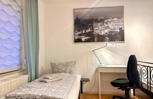 No1 TOP Apartment4YOU - 3 Zimmer, 1-6 Pers, Saarbrücken - Jägersfreude Saarbruecken - Foto 2