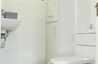 Heathrow Modern House with Parking & Fast WiFi - Foto 42