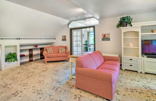 Chehalis Retreat with Scenic Views! - Photo 4