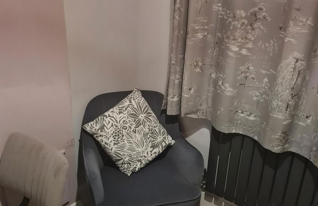 1 Bedroom Annex - 2 Mins From Train Station - Foto 8