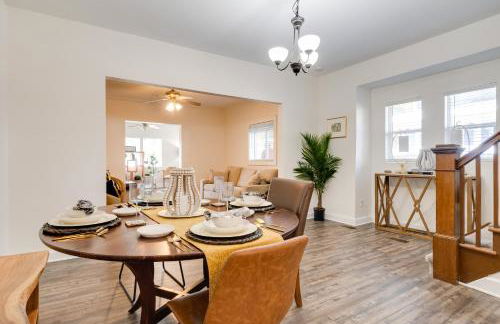 Near Family Fun! Centrally Located Indy Charmer - Foto 7