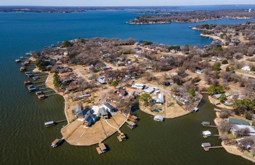 Luxury Lakefront Getaway - Foto 38