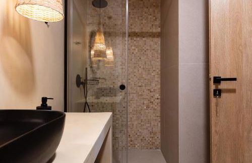 Isla Luxury Apartment - Private Pool - 100m from the beach - Foto 28