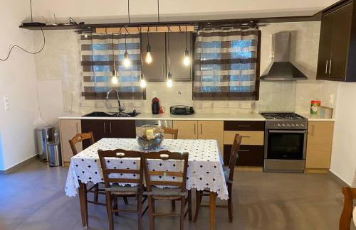 Rustic- Chic Villa in a Private Olive Grove - Filiatra - Foto 18