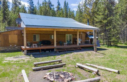 Grey Wolf Retreat by KABINO Sleeps 20 Commercial Kitchen Fire Pit WiFi Bunk Beds - Foto 54