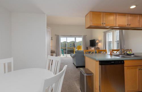 Carolina Waves - Oceanfront Relaxation and Poolside Fun in Surf City! - Foto 14