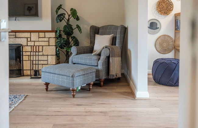 Bright&Spacious 3BD in Centre of Bourton - Photo 53