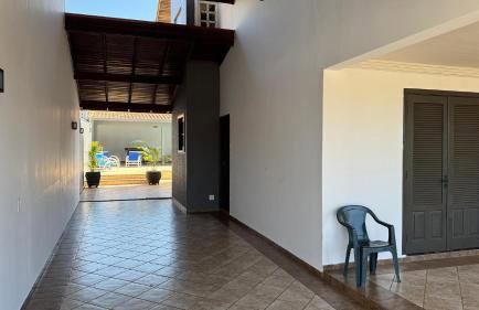 Casa Iguassu - Casa com churrasqueira e piscina em Foz do Iguaçu - Lazer para família e amigos - Foto 11