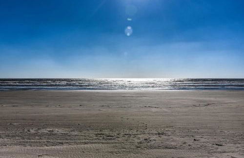 BBQs and Decks Oceanfront Surfside Beach Home - Photo 38