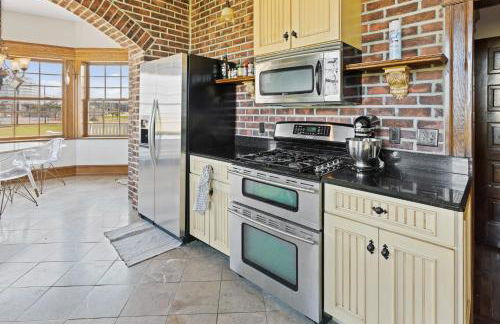 Grand Historic 8BR 6 5BA Mansion Waterfront Decks - Foto 15