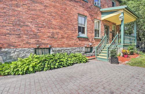 Historic Apartment - Half Mi to Lake Champlain! - Foto 25