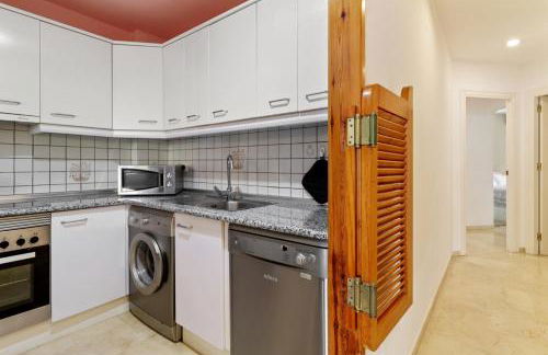 Matchroom Country Club Resort - Photo 17