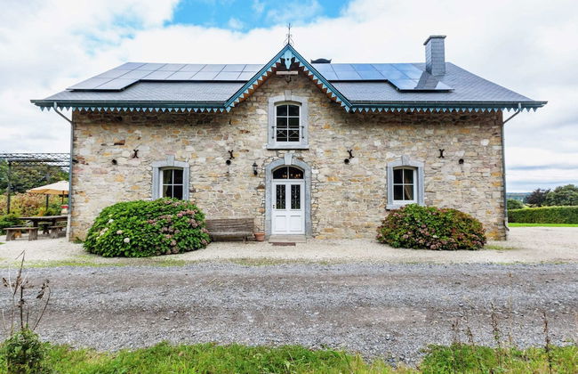 Wonderful Holiday Home in Saint-hubert With Sauna - Photo 1