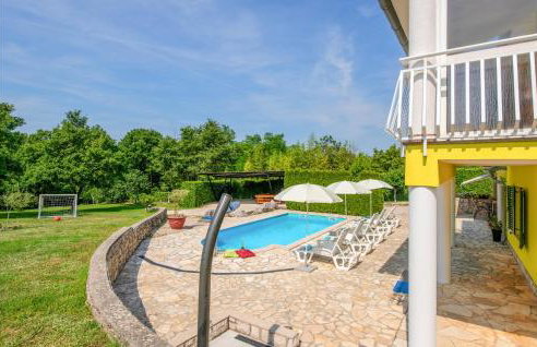 2 Bedroom Awesome Apartment In Labin - Foto 12