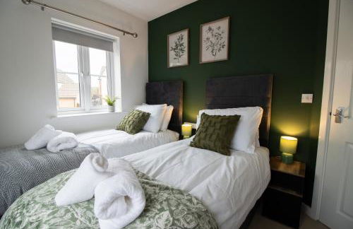 5 Bedroom House - Sleeps 10 - Parking - Trowbridge - Foto 25