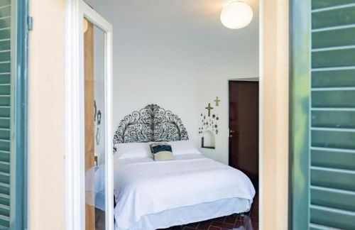 Stunning architectural villa with direct access to lake - Foto 20