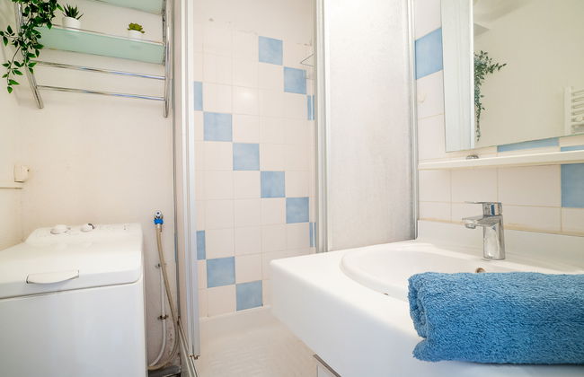 1 bedroom Apartment in La Grande-Motte with swimming pool and garden - Photo 16