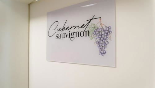 Mediterran Apartments-Cabernet Sauvignon - Photo 5