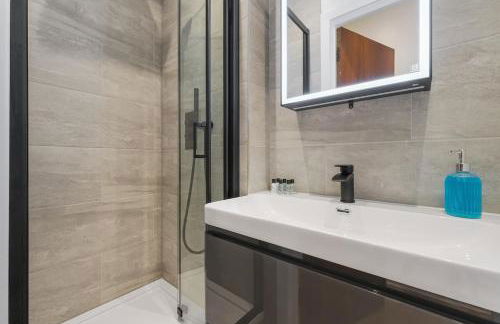 Spacious and central 2 bed 2 bath City apartment - Foto 10